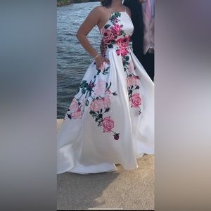 Camille La Vie- Betsy & Adam Rose Prom Dress
